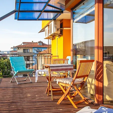 아파트 Nessebar's New Town Centre 2-bdr By Flаt Manаger