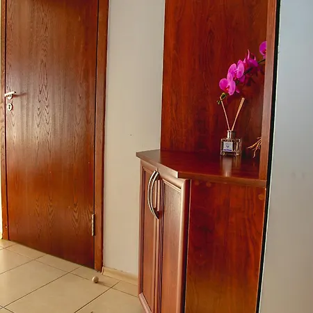 דירה Nessebar's New Town Centre 2-bdr By Flаt Manаger נסבר