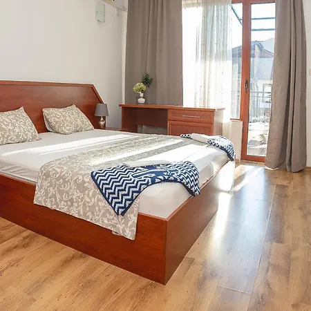 Nessebar's New Town Centre 2-bdr By Flаt Manаger נסבר