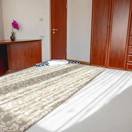 Nessebar's New Town Centre 2-bdr By Flаt Manаger דירה *